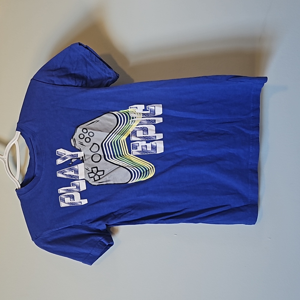 Boy's Size 14/16 Brooklyn Vertical gamer tee